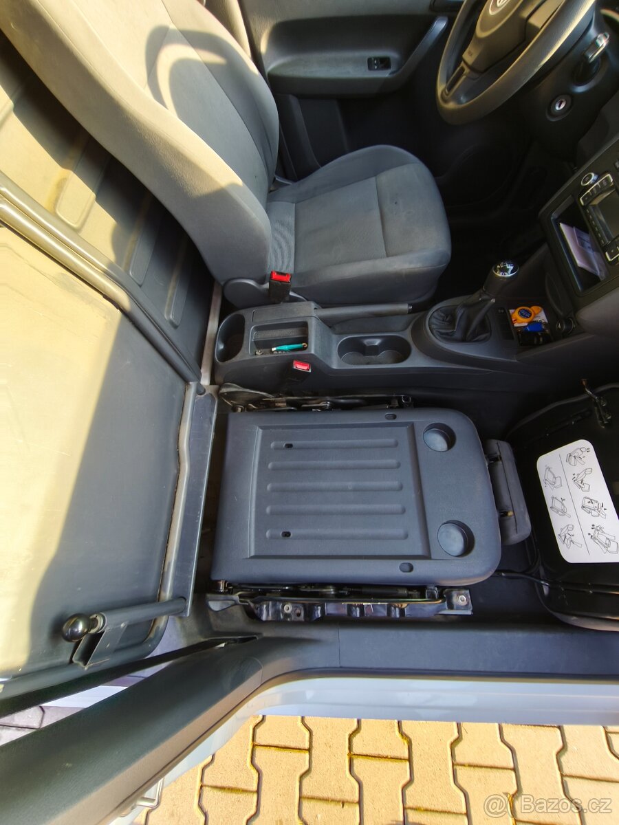 Volkswagen Caddy - 10