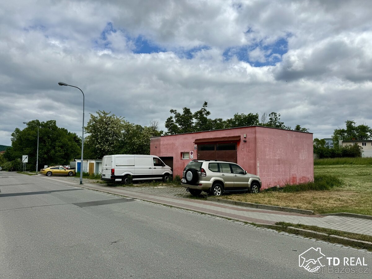 Prodej garáže, 17 m2 - Brno-Bystrc, ev.č. 00951 - 10