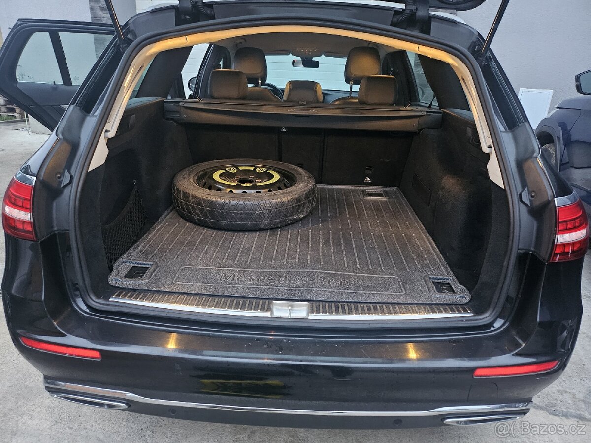 Mercedes Benz W213 E 220d Facelift Rok 2021 143 kW - 10