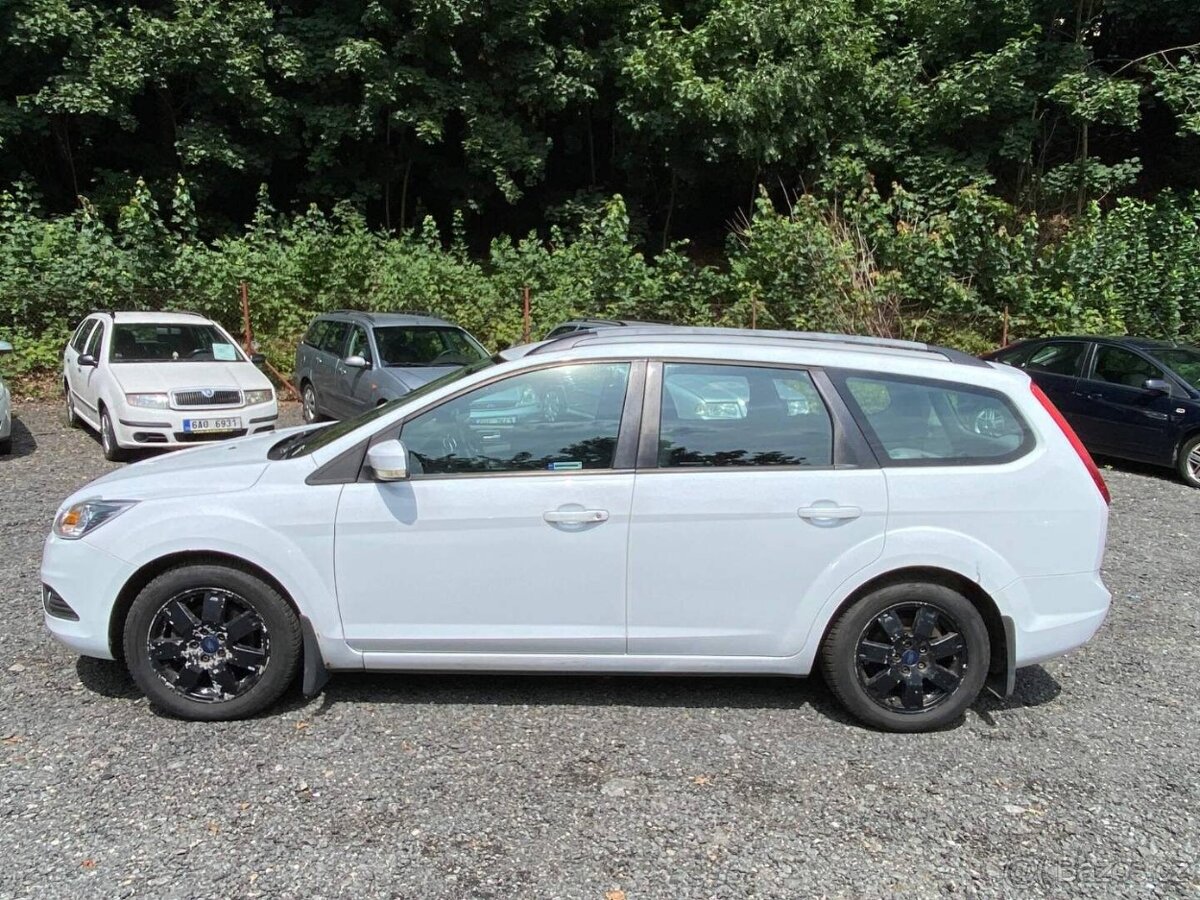 Ford Focus Combi 1.6 TDCI 66kW klima tažné bez DPF STK 11/27 - 10