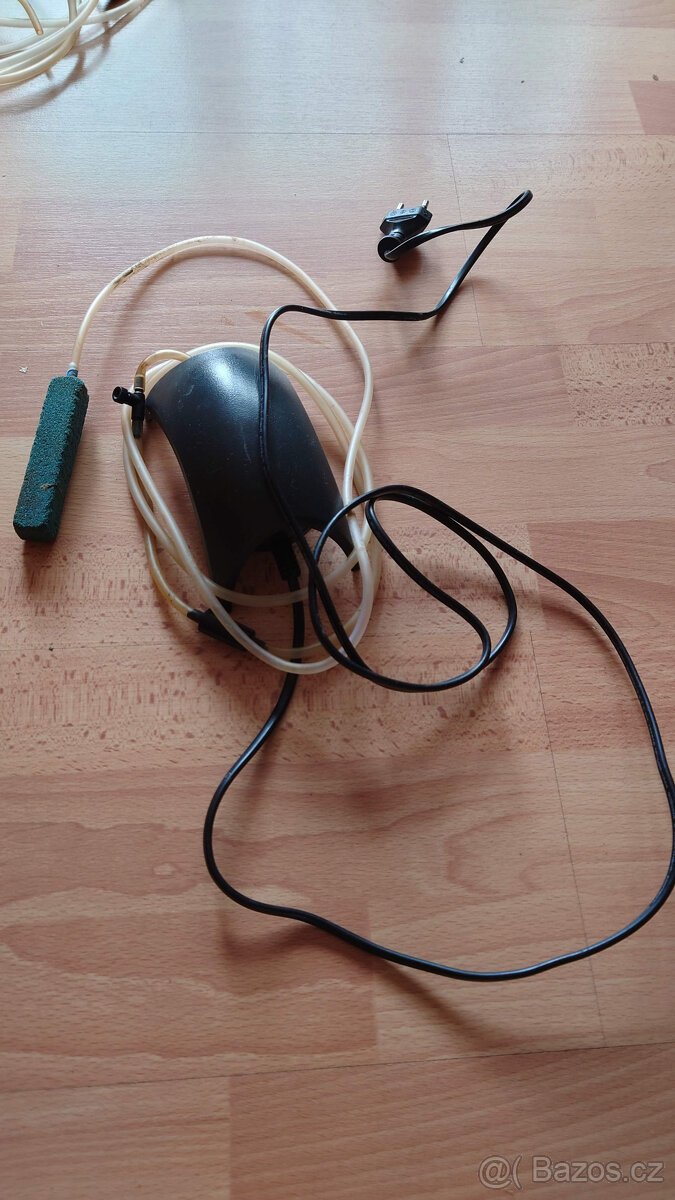 Akvárium 72l s příslušenstvím - 10