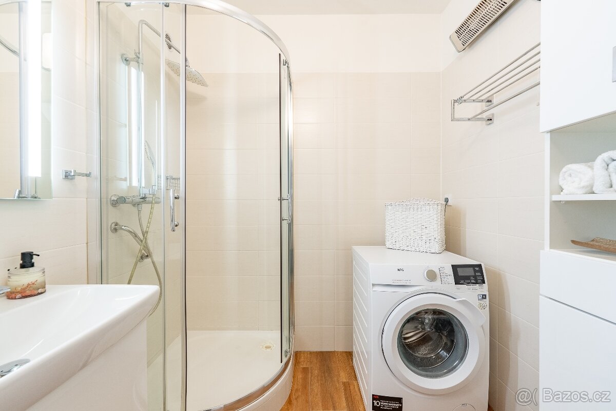 Prodej bytu 3+1, Jižní Svahy, ulice Slezská, Zlín - 10