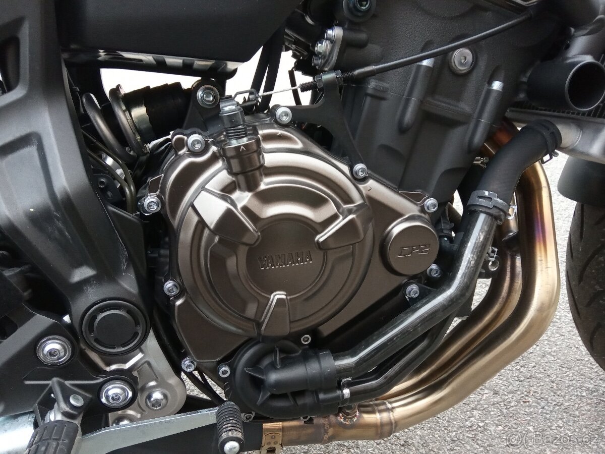 Yamaha MT07 - 10