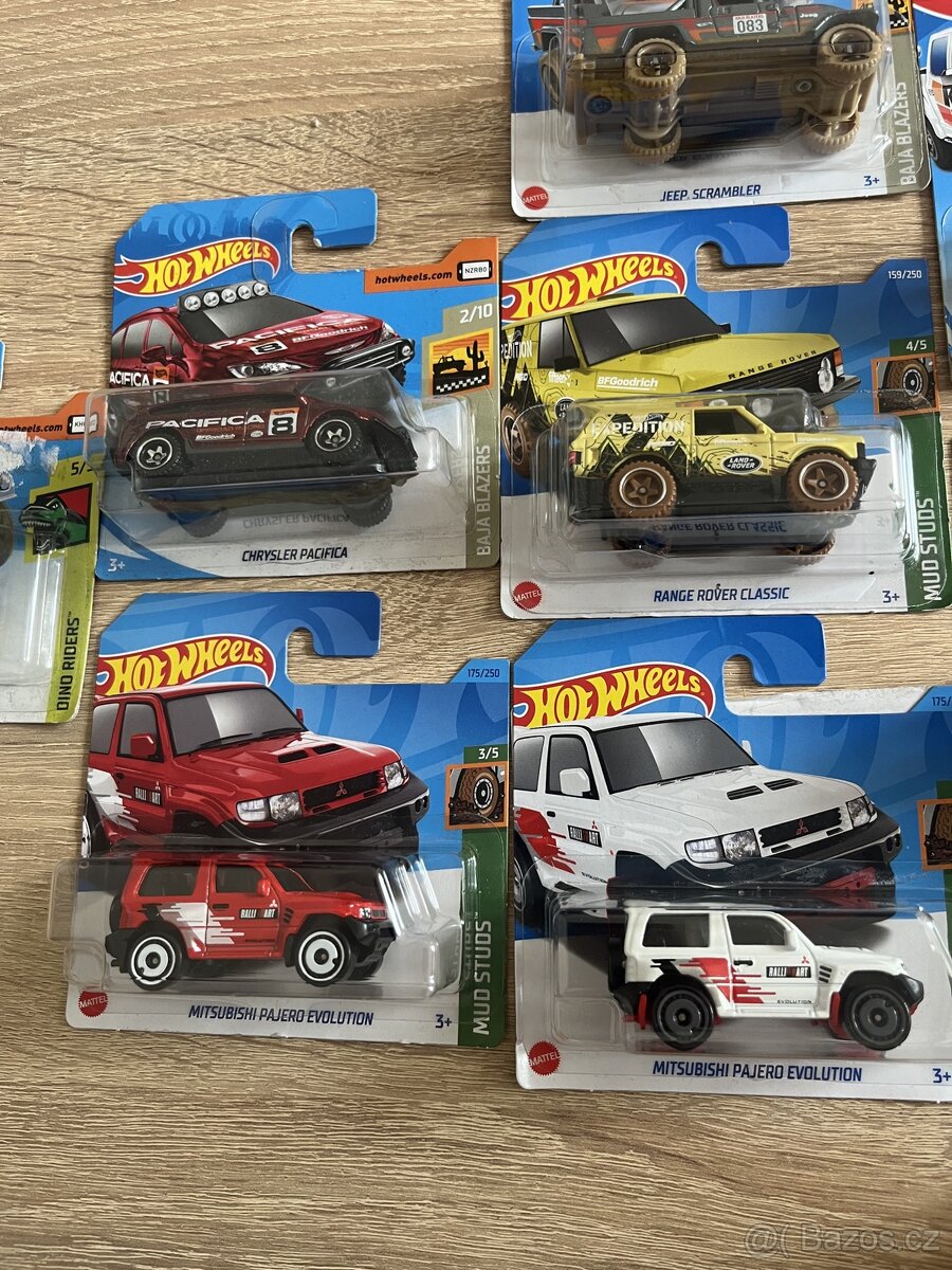 Hotwheels SUV - 10