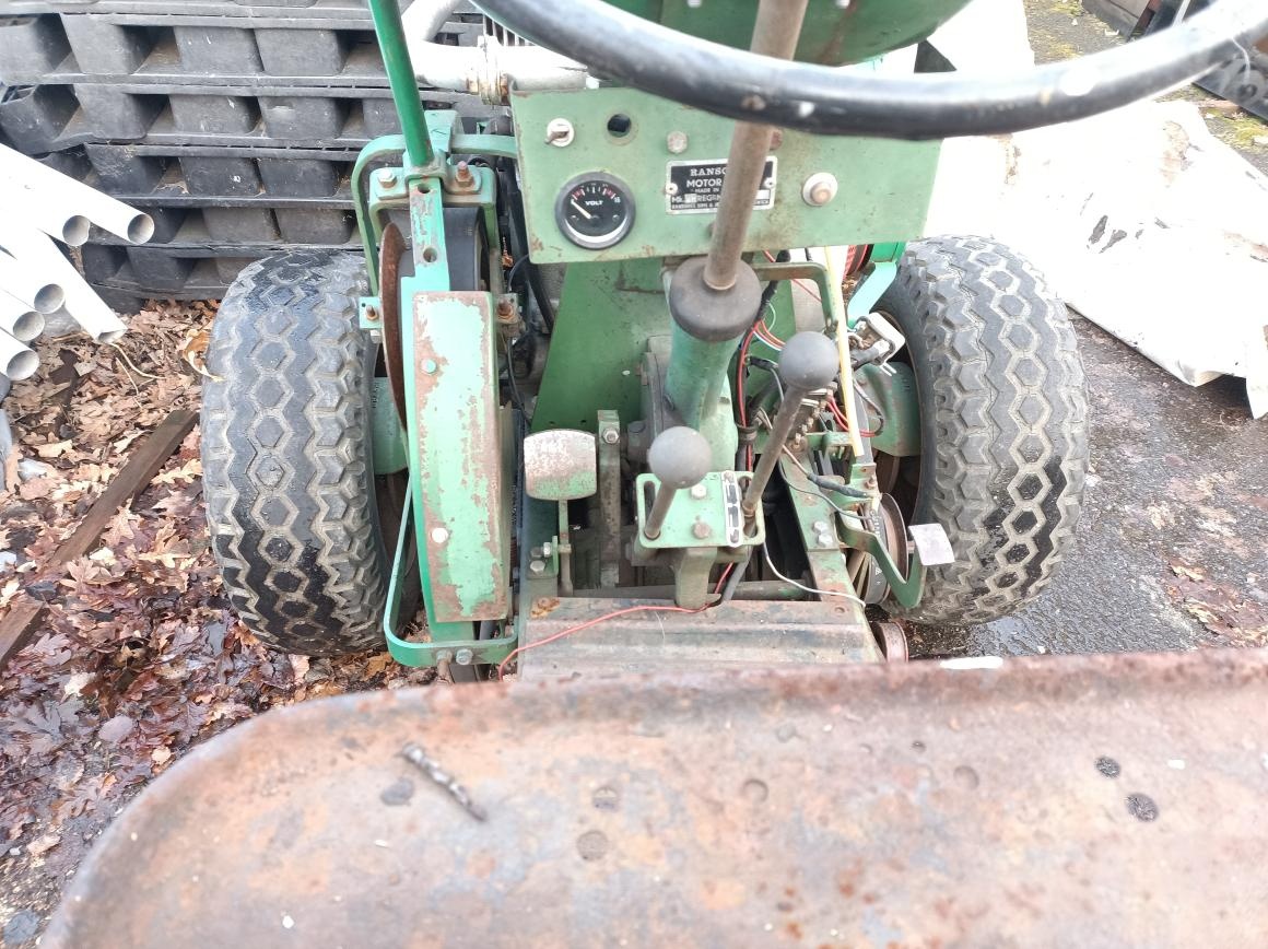 PRODÁM TENTO MALOTRAKTOR - 10
