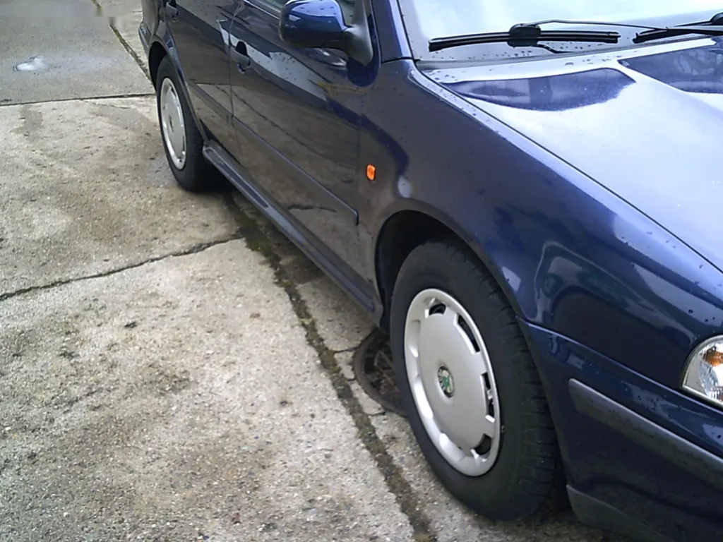 Škoda Octavia, 2.0i FAMILY - 10