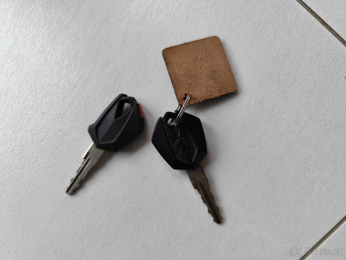 Peugeot satelis 125 doprava zdarma - 10