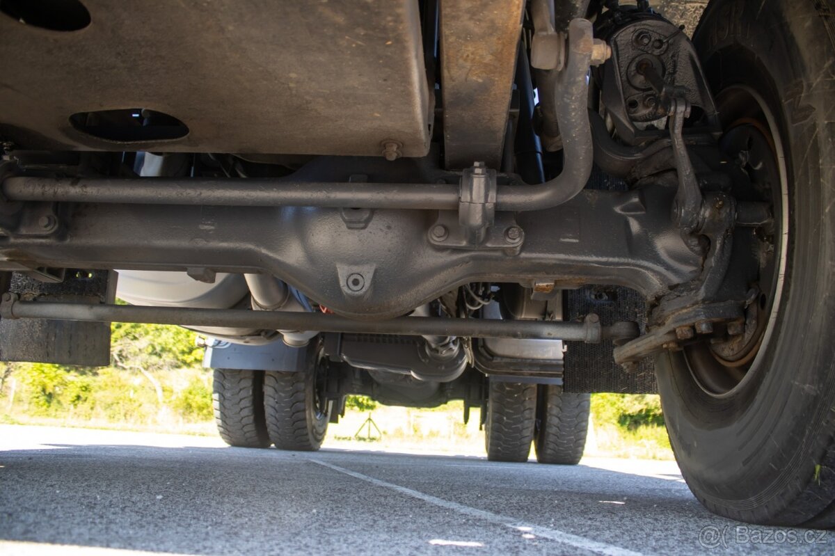 Volvo FM 44T ťahač 4x4 - 10