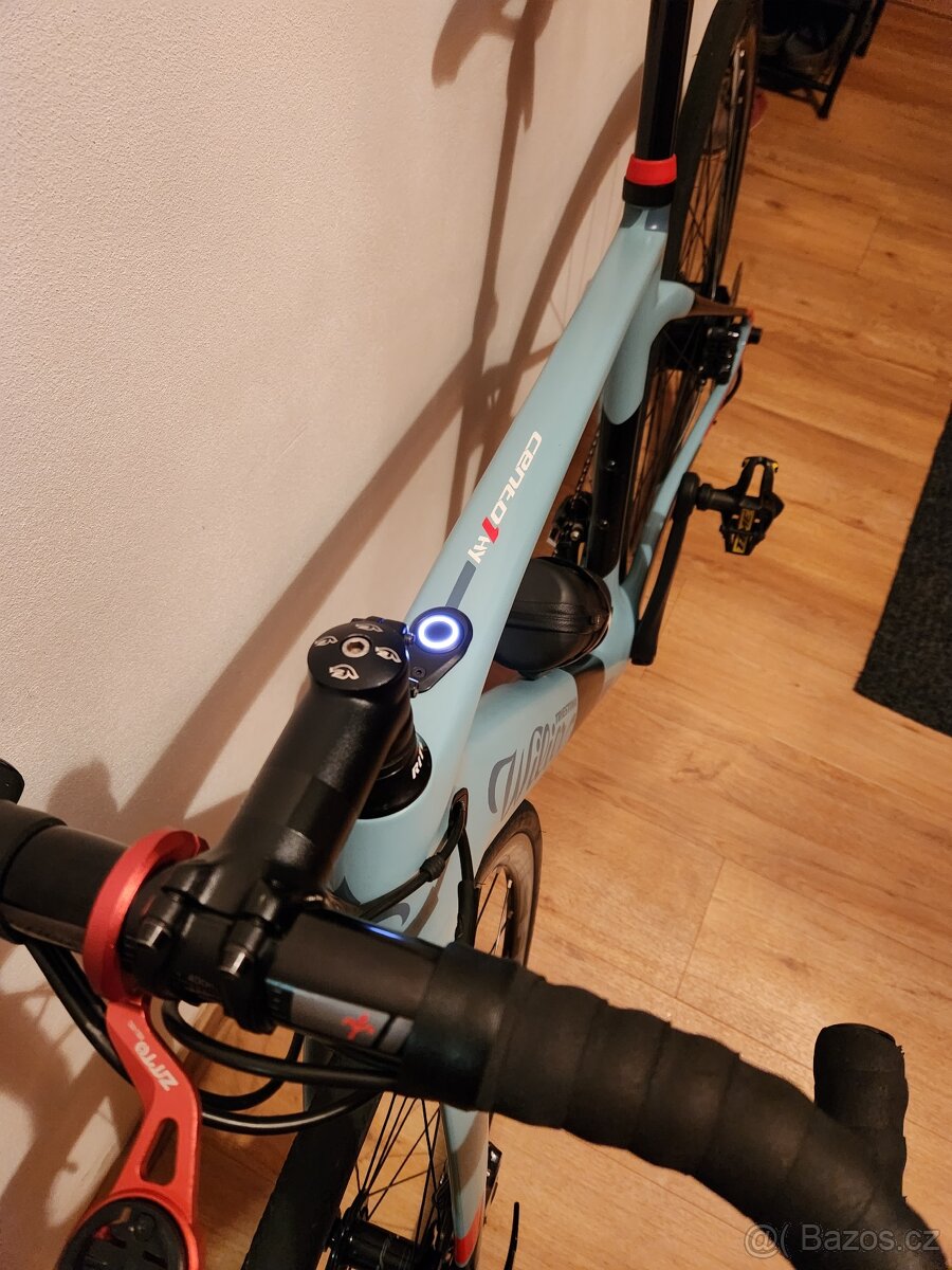 Prodám e-bike Wilier Cento1 Hybrid Ultegra 2022 modré/černé - 10