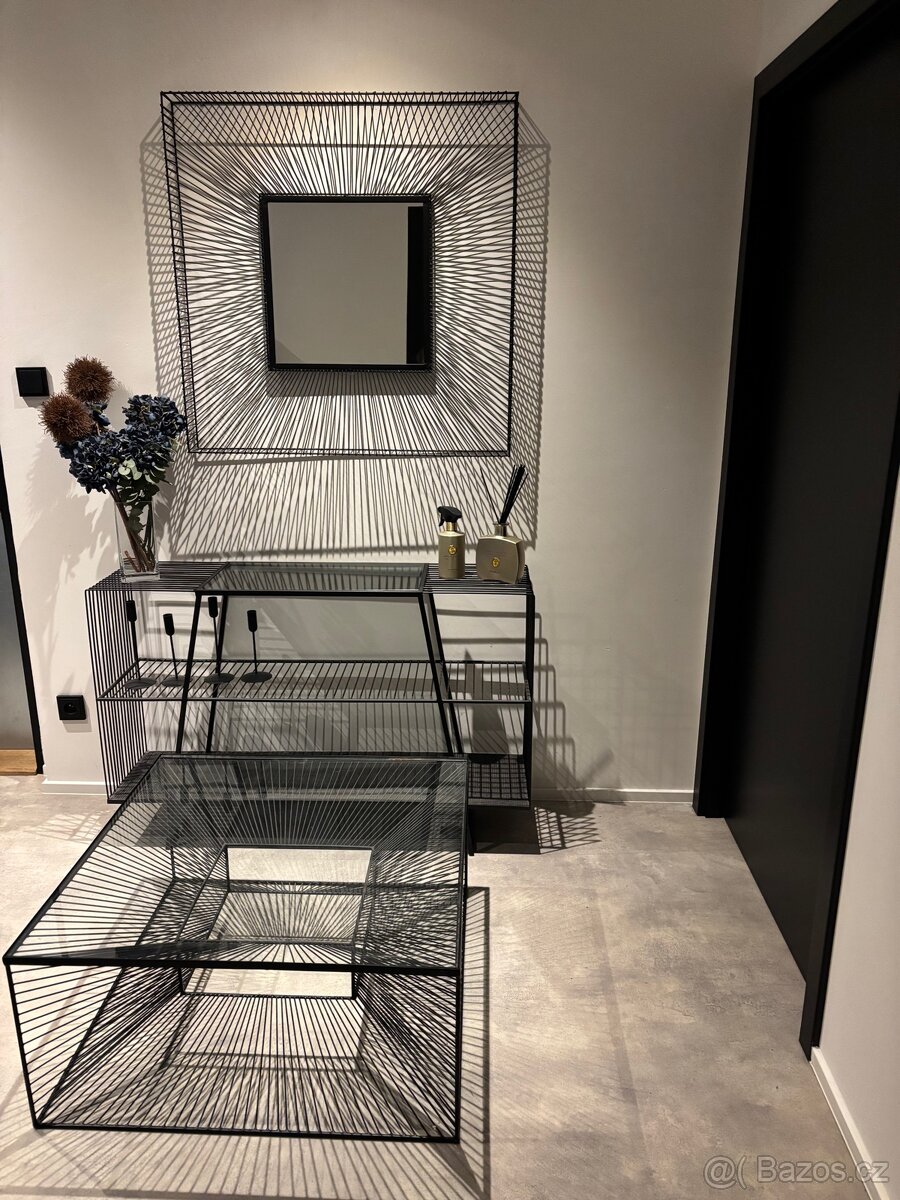 Set-stoleček-zrcadlo-komoda-KARE - 10