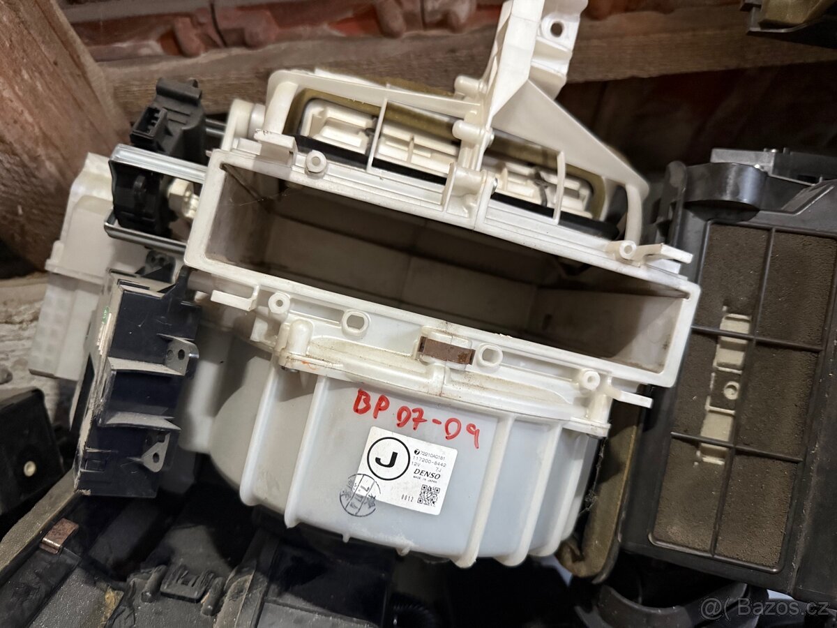 Topení, ventilátory SUBARU - 10