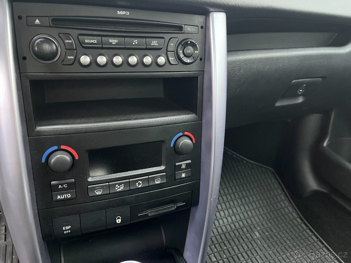 Peugeot 207cc Cabrio 1.6 - 10