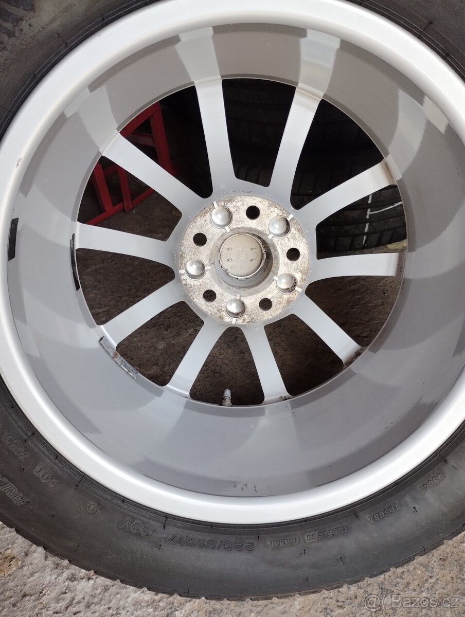 Prodám Alu disky Audi 17" s pneu Bridgestone - 10