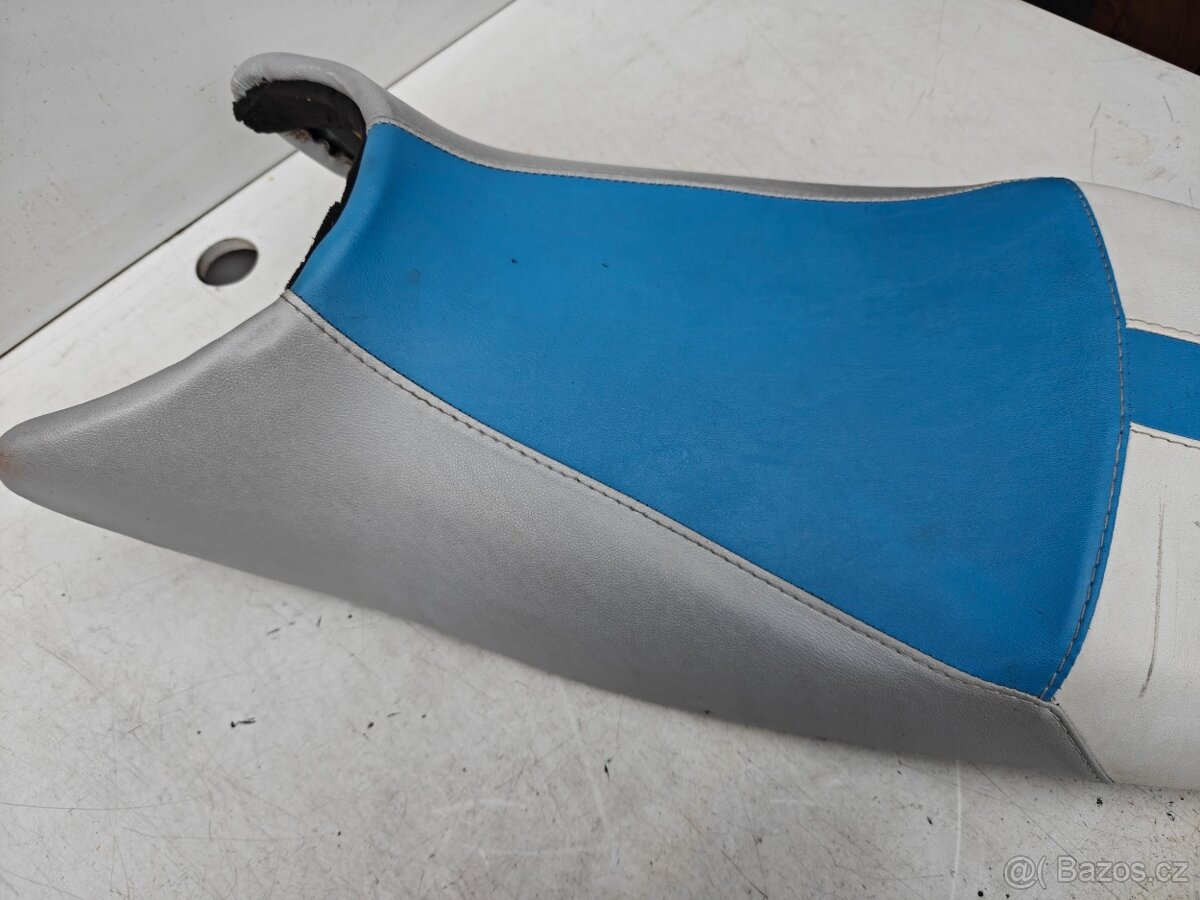 Suzuki GS 500 - plasty - sedačka - 10