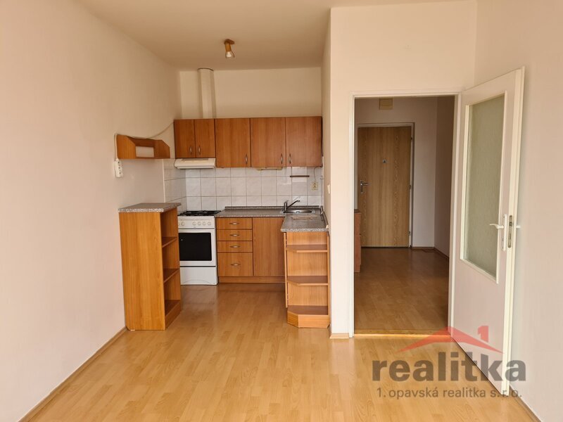Prodej bytu 2+kk se zahradou, Opava, ul. Pekařská - 10