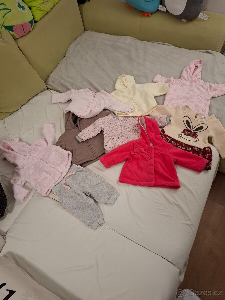 Oblečení na holčičku 56 - 68 - 10