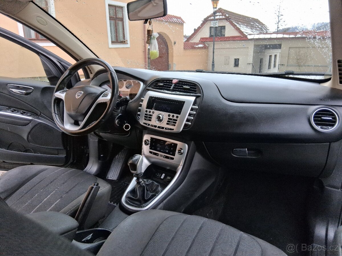 Lancia delta 1.6 multijet 88kw TOP - 10