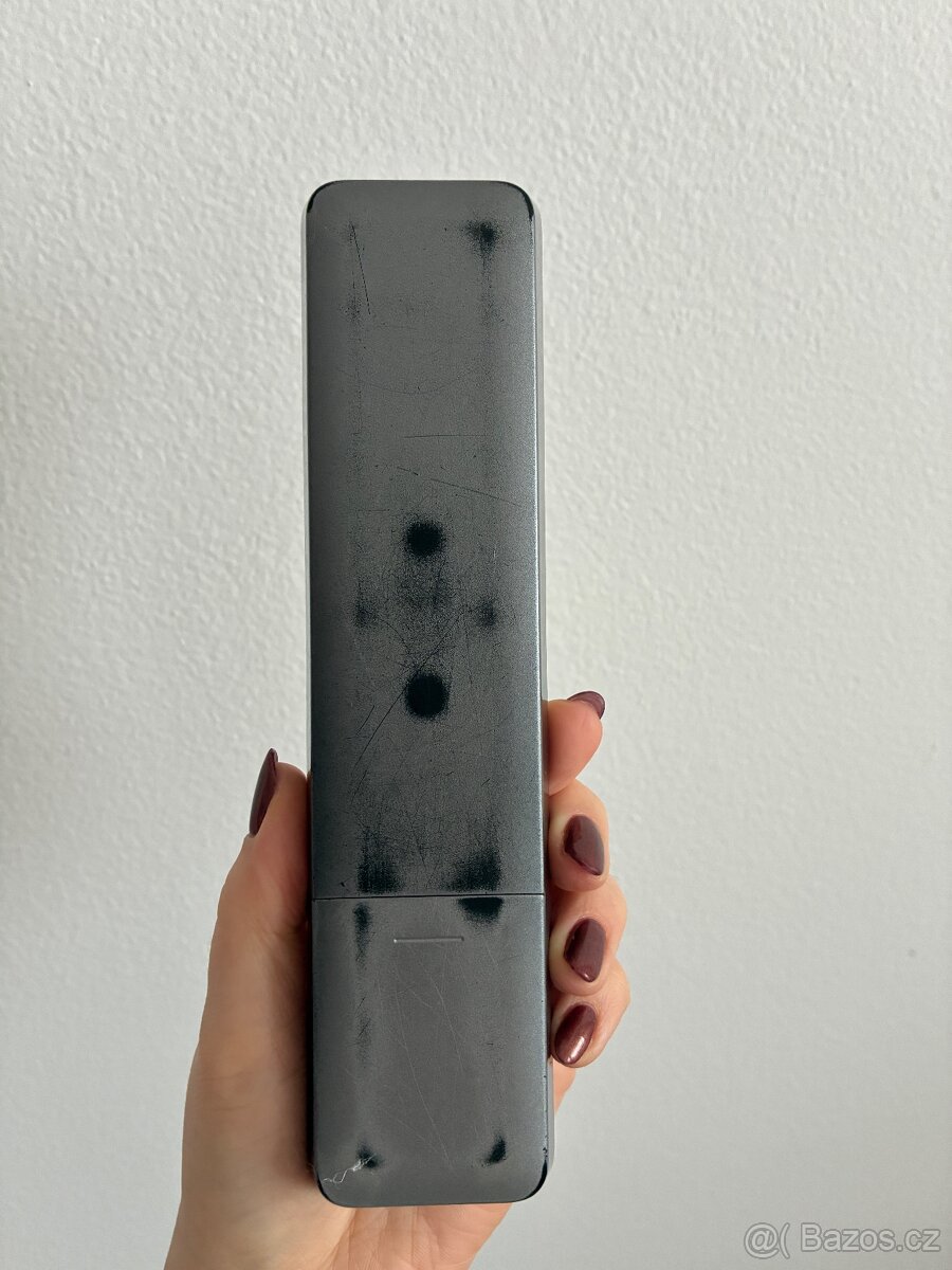 Stříbrná televize Philips - 10