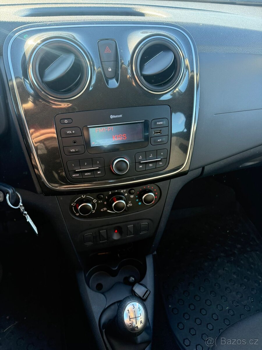 Dacia Sandero, 1,0i - 10