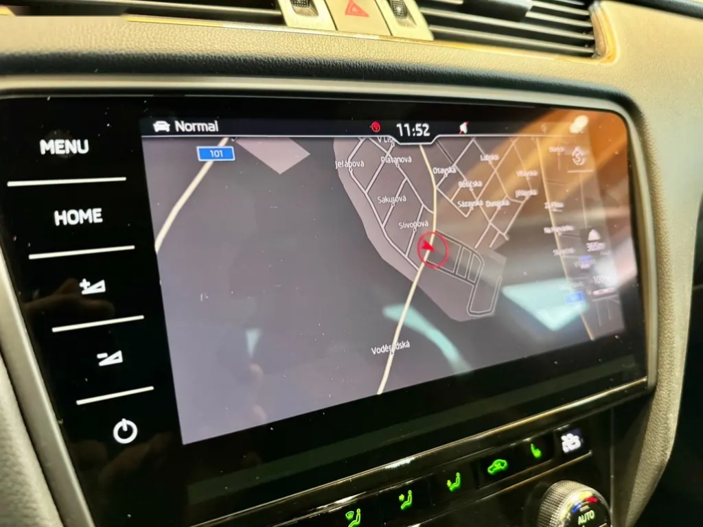 Škoda Octavia, 2.0 TSi DSG RS Challange - 10