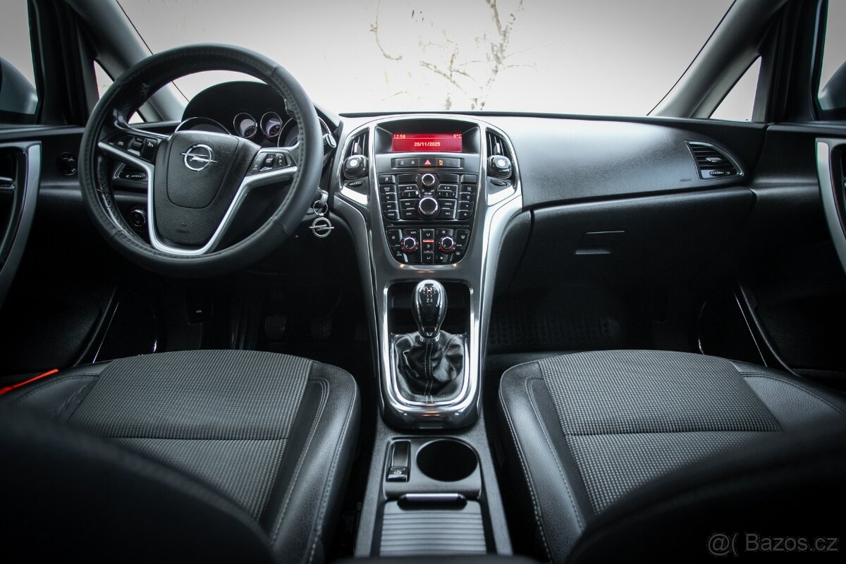 Opel Astra 1.6 85kW - 10