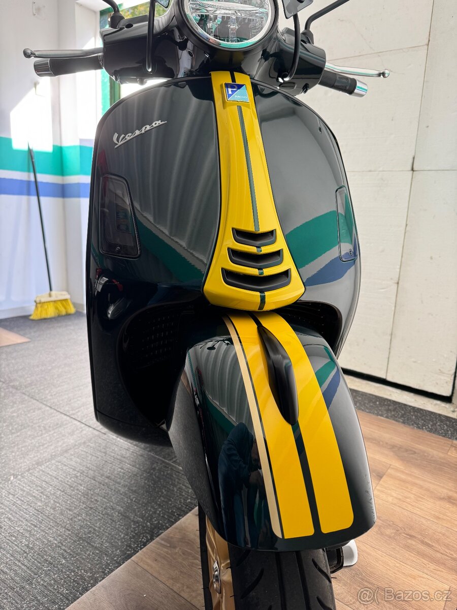 Vespa 300 - 10
