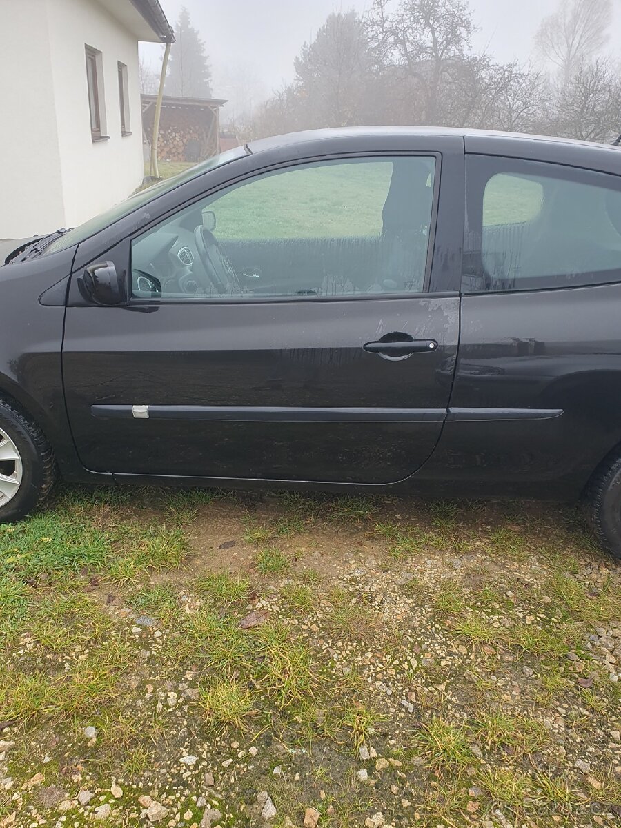 Renault clio 3, 1.4 16V, 72kw - 10