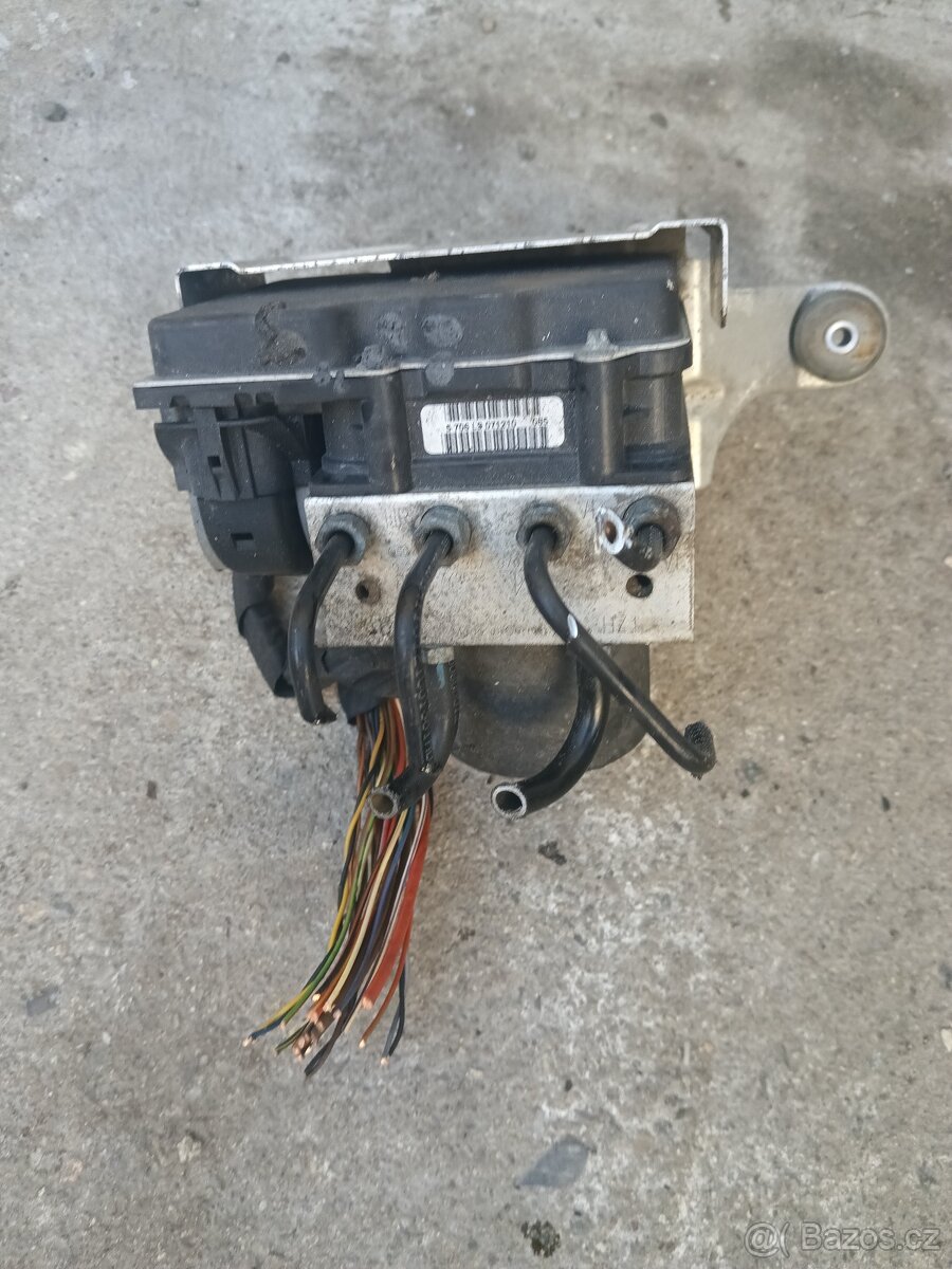 Prodám dily z Porsche Panamera 4s r.v.2011 - 10