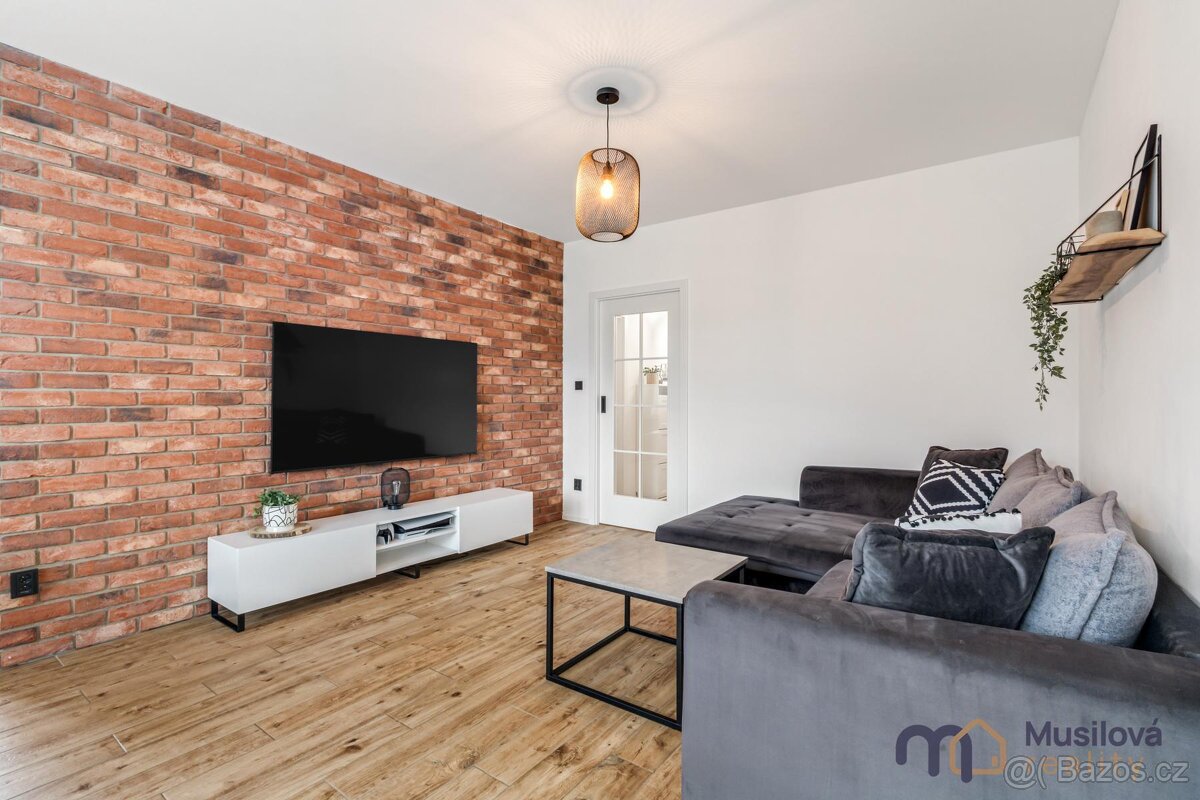 Prodej rodinného domu 82 m2, pozemek 465 m2 - 10