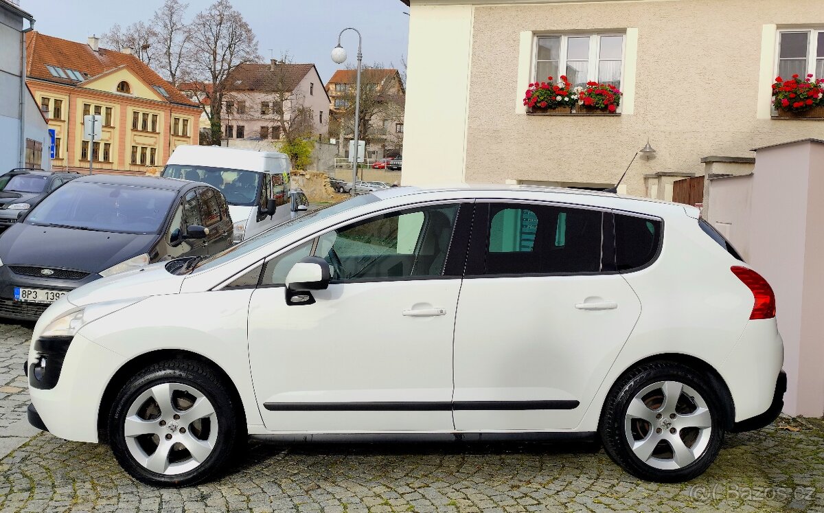Peugeot 3008 SUV/Kombi původ CZ jediný majitel 1.6HDi 2013 - 10