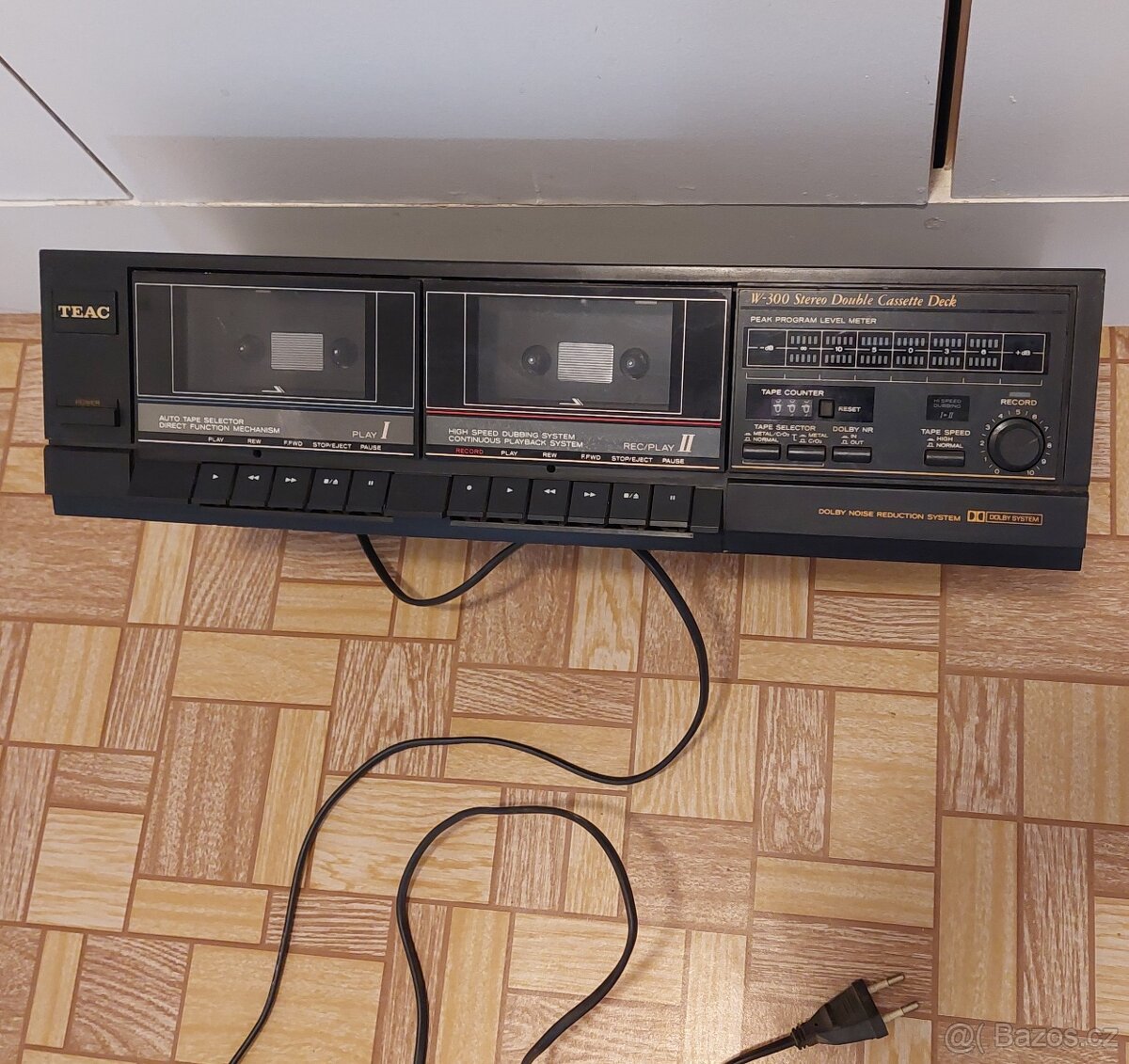 Tape DECK - 10