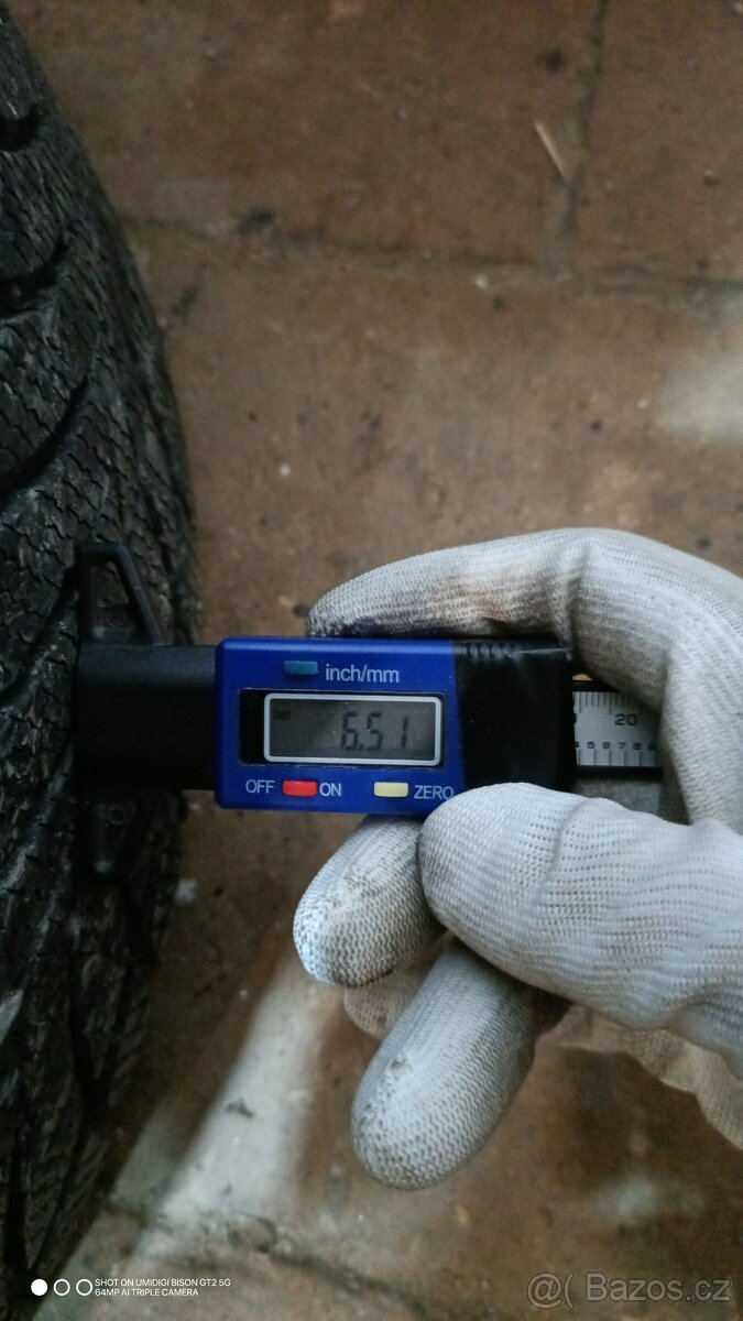 Zimní pneumatiky 215/55r17 - 10