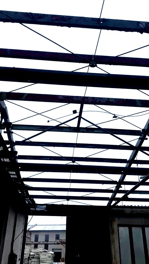 ocelové haly 2000 m² - 10