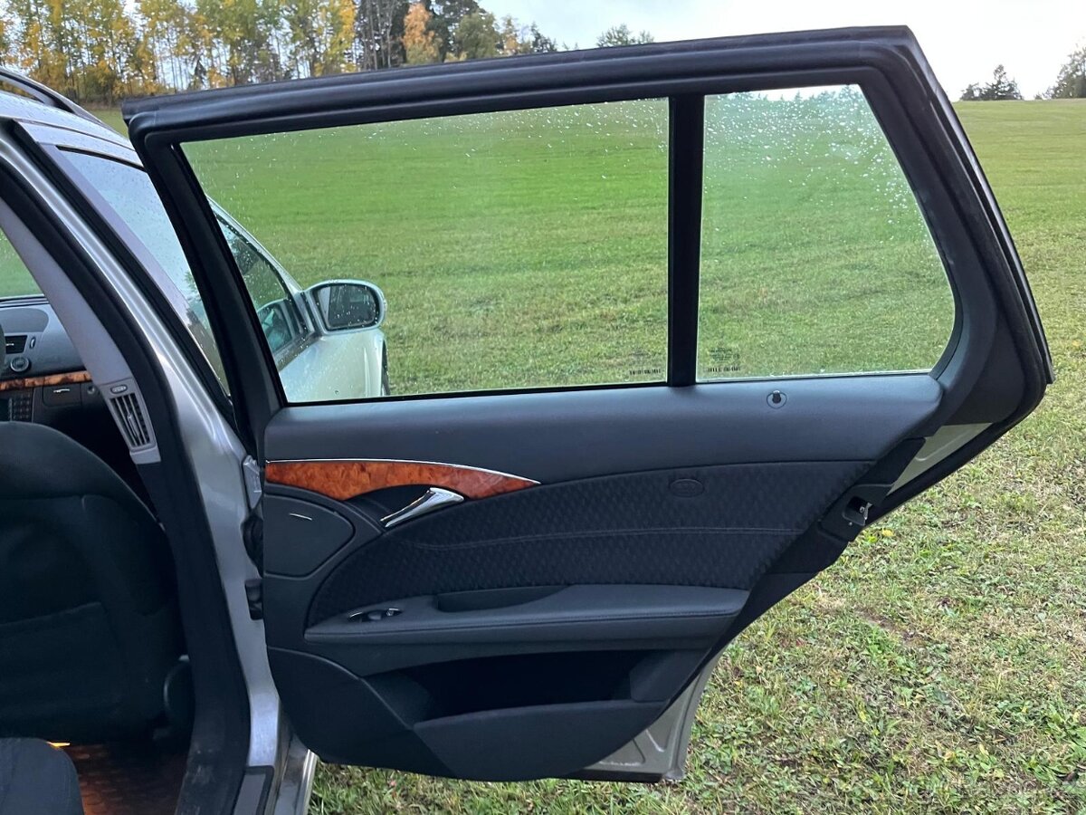 MERCEDES-BENZ E 280 elegance - 10