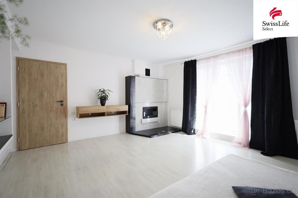 Prodej rodinného domu 186 m2, Vystrkov - 10