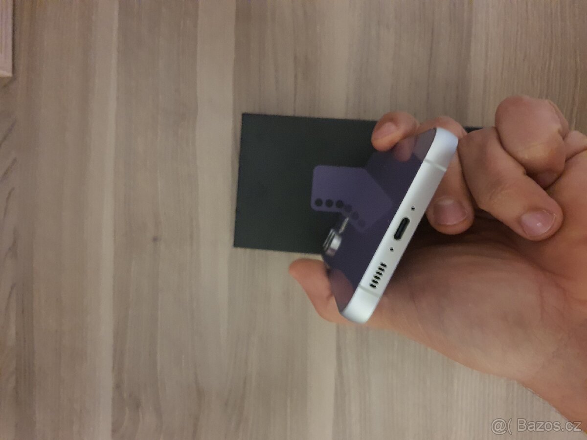 Samsung Galaxy s23 Fe - 10