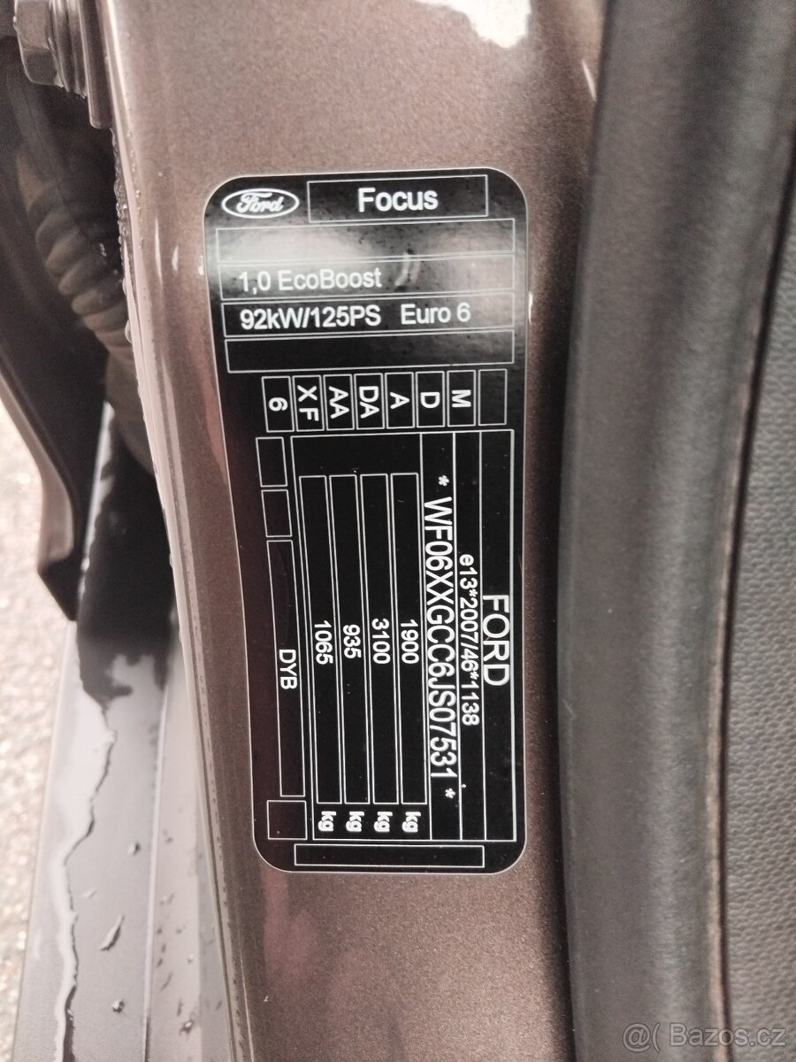 ford focus 2018/5 1.0 benzin 92 kw 1. majitel titanium - 10