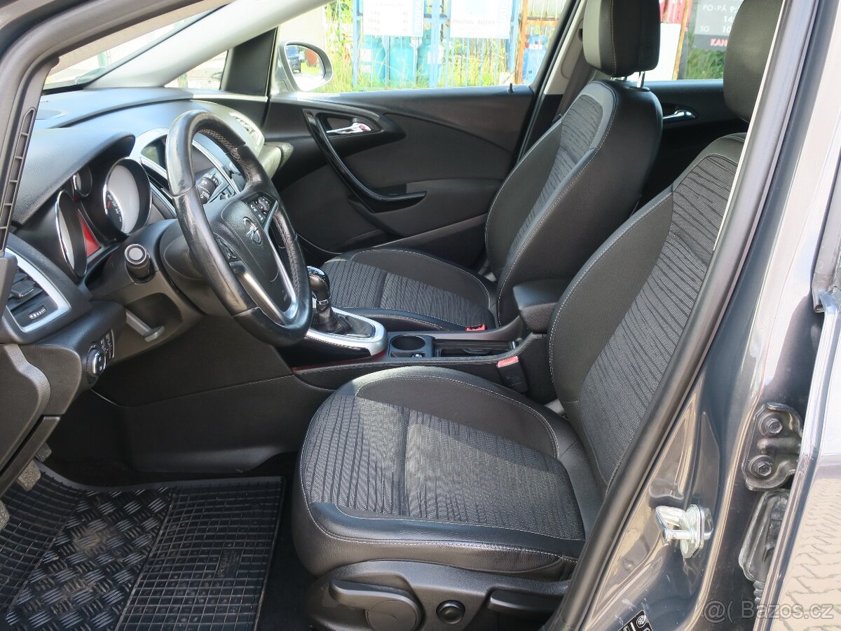 Opel Astra 1.4 Turbo 103 kW - 10