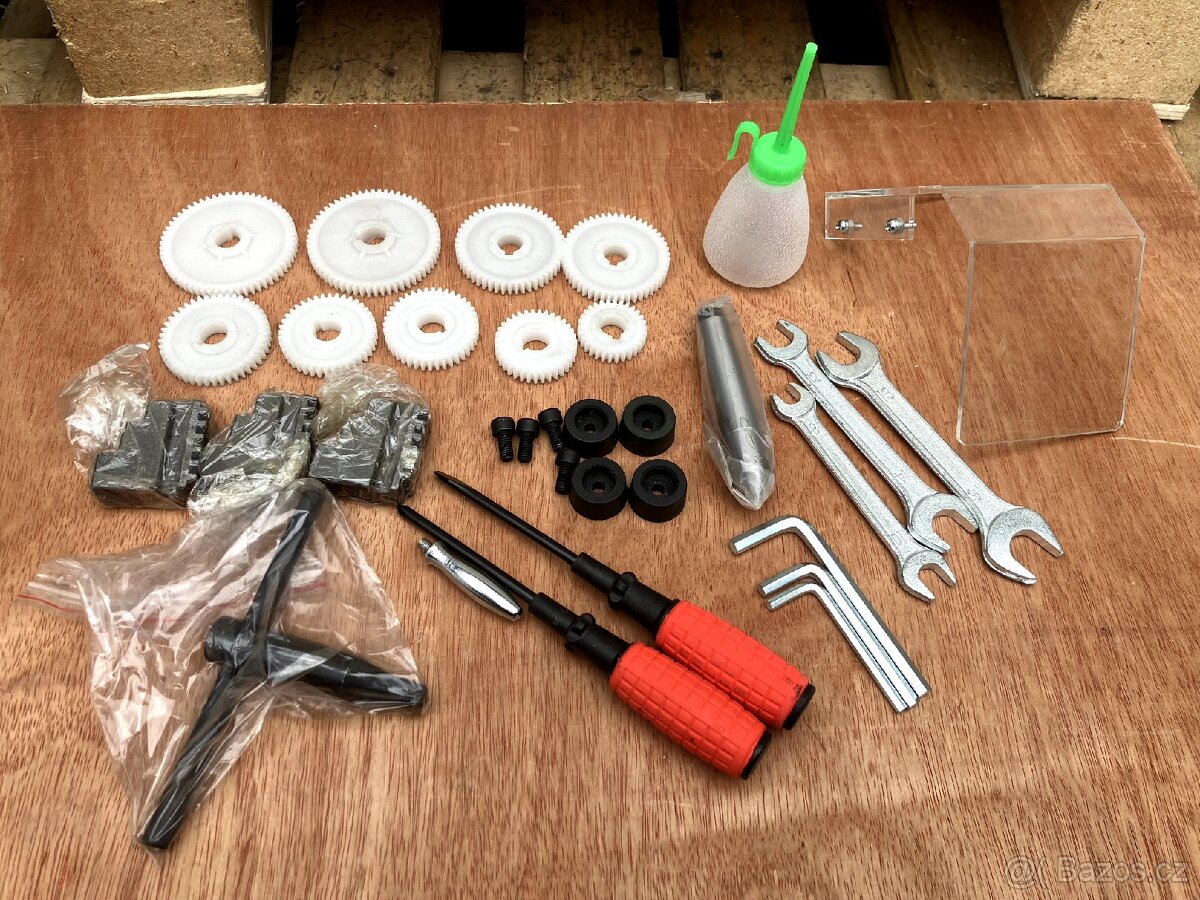 Soustruh na kov 550W, 230V, 350mm - 10