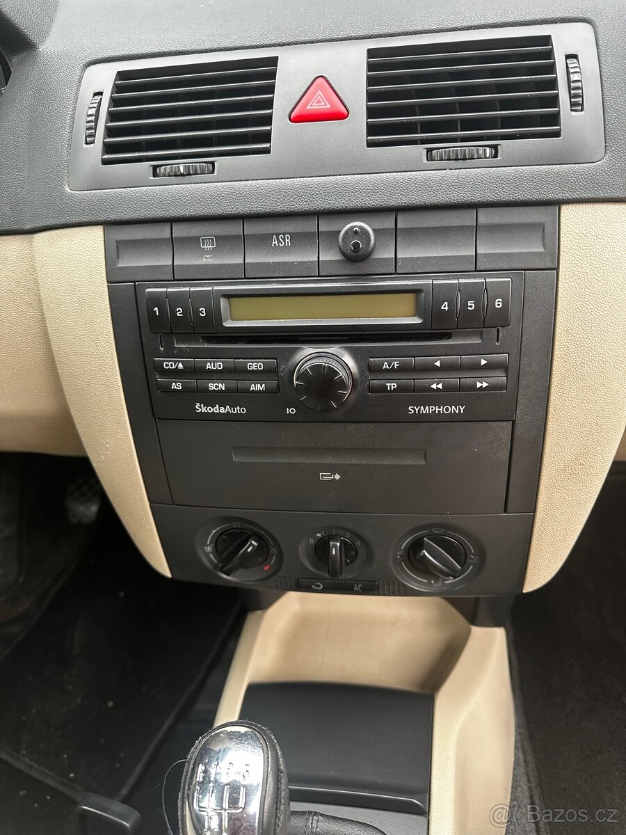 Škoda Fabia 1.2 htp 47 kW - 10