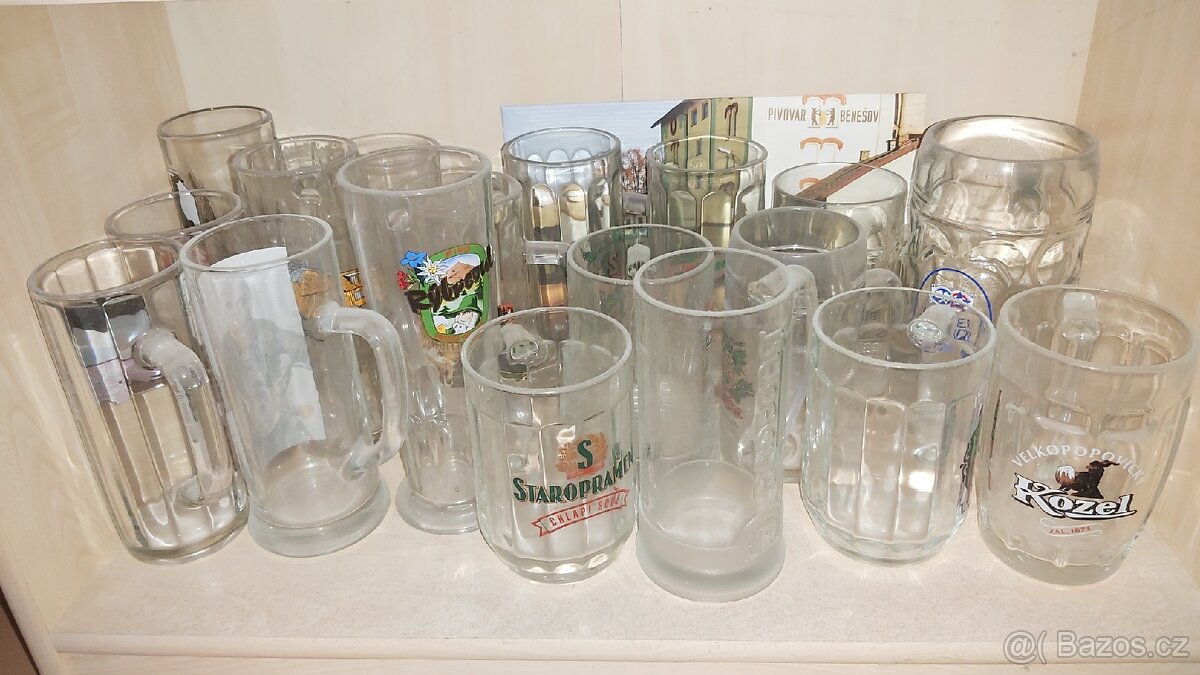 Sklenice Korbele 70.léta+, pivní tácky - 10