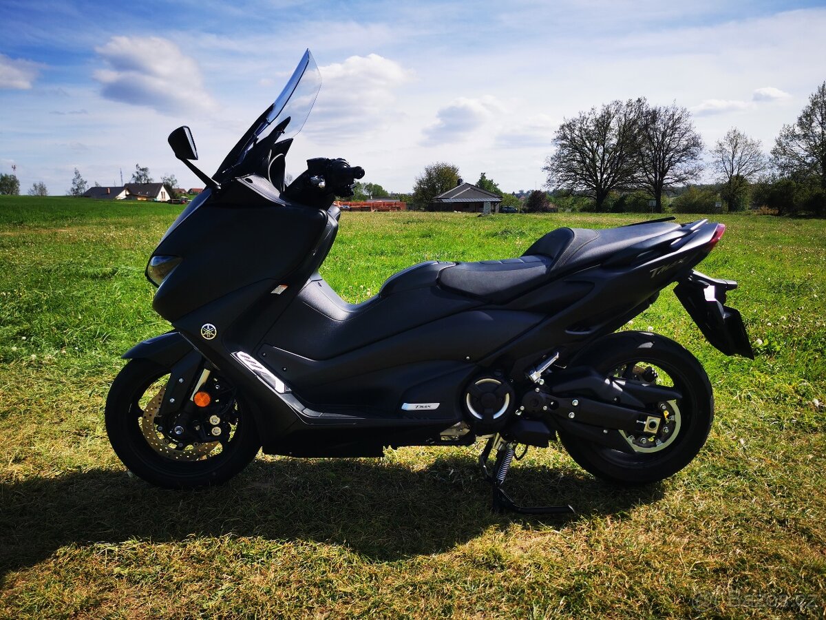 Yamaha T-Max 560 - 10
