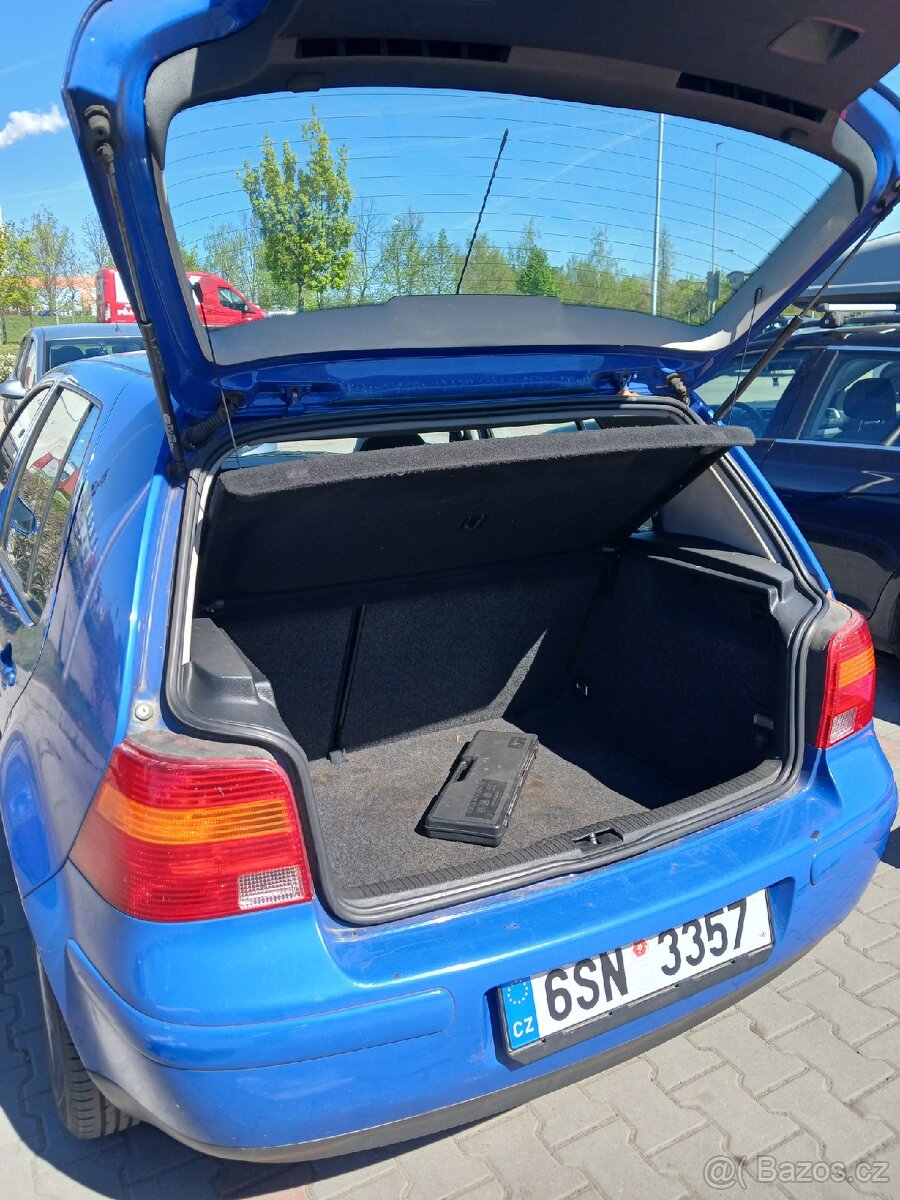 VW Golf 4 - 10