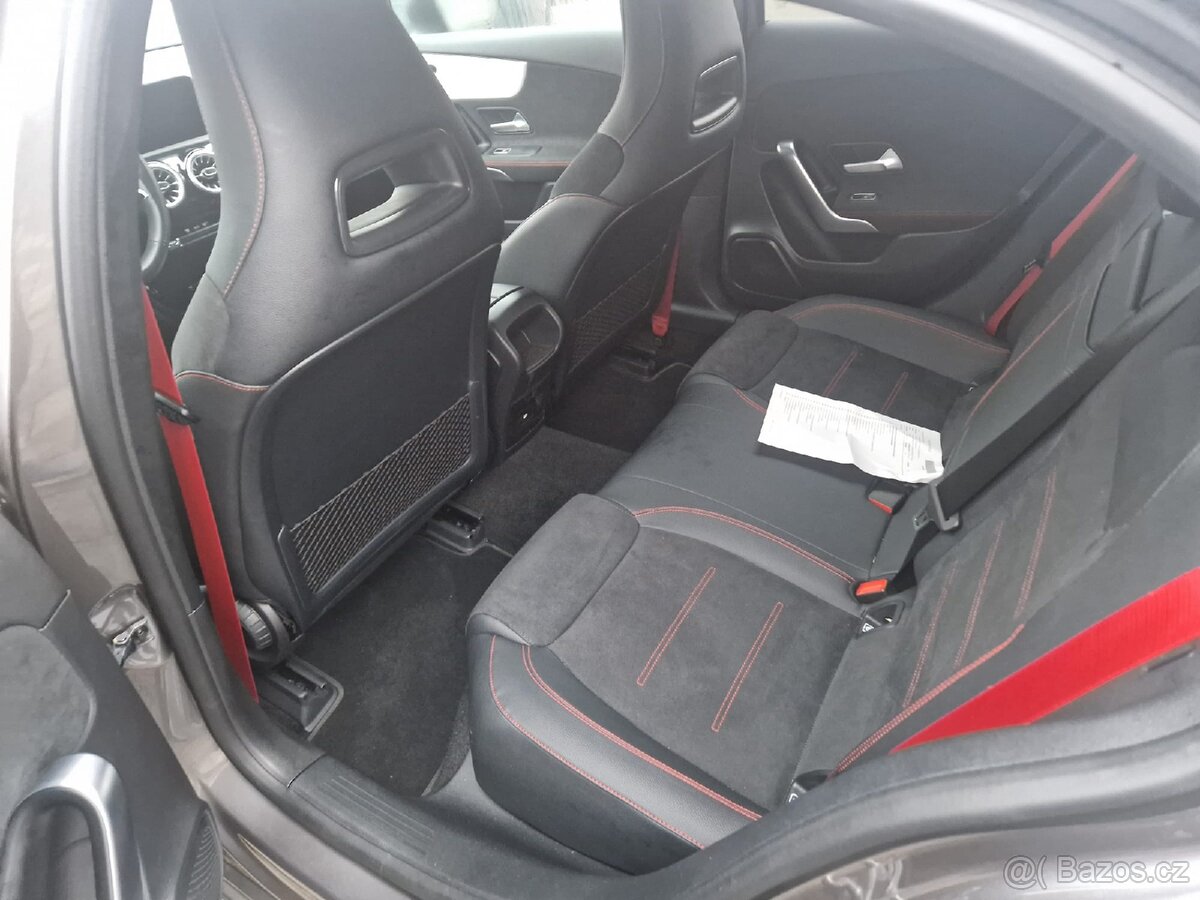 Mercedes A35 AMG 4MATIC UVEDENÁ CENA BEZ DPH - 10
