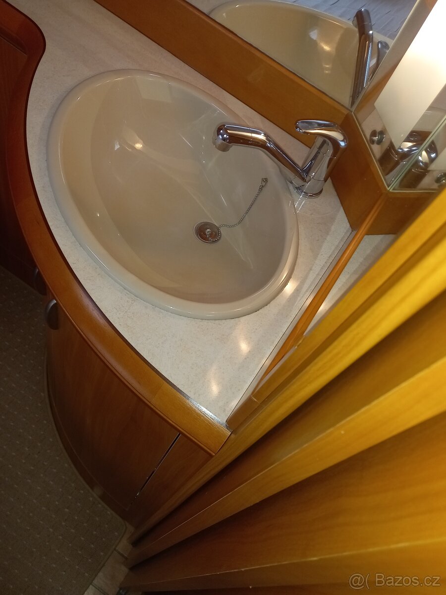 Prodám karavan HOBBY EXCELLENT 500 KMFE - 10