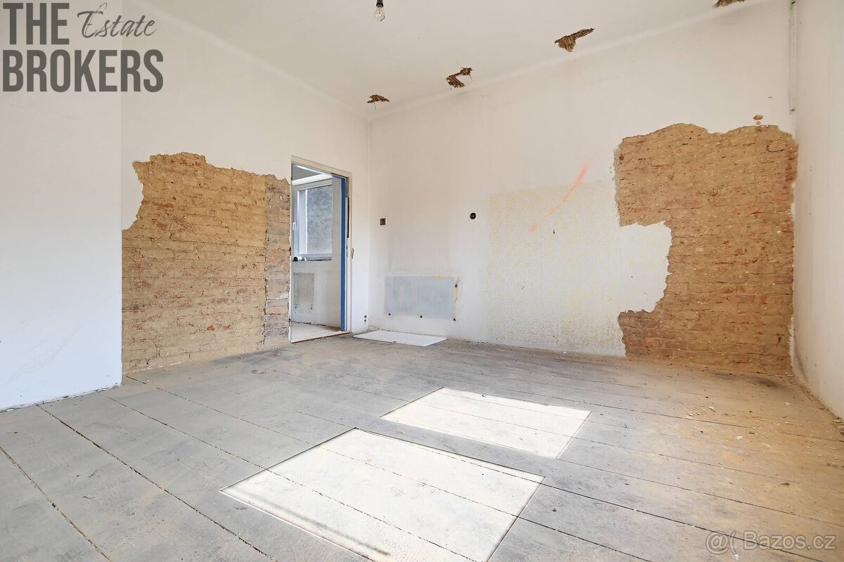 Prodej rodinného domu Dubeč - 10