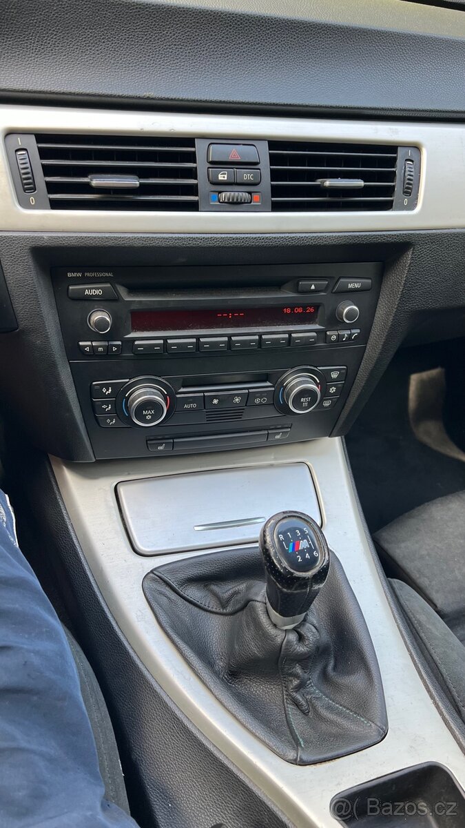 Prodám BMW E90 330d 170kw - 10