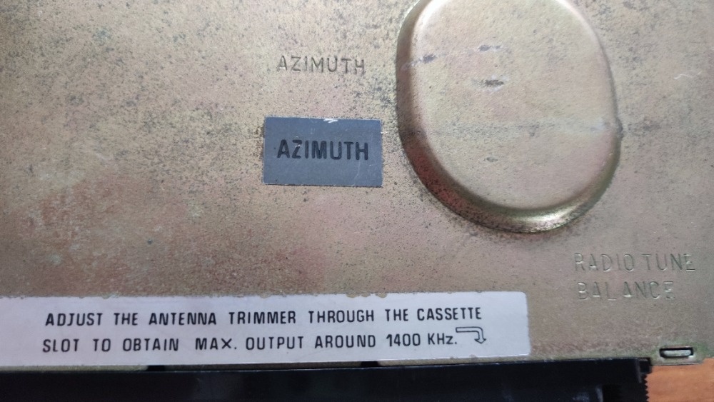 Retro autorádio SANYO - kazetový přehrávač AM - plně funkční - 10