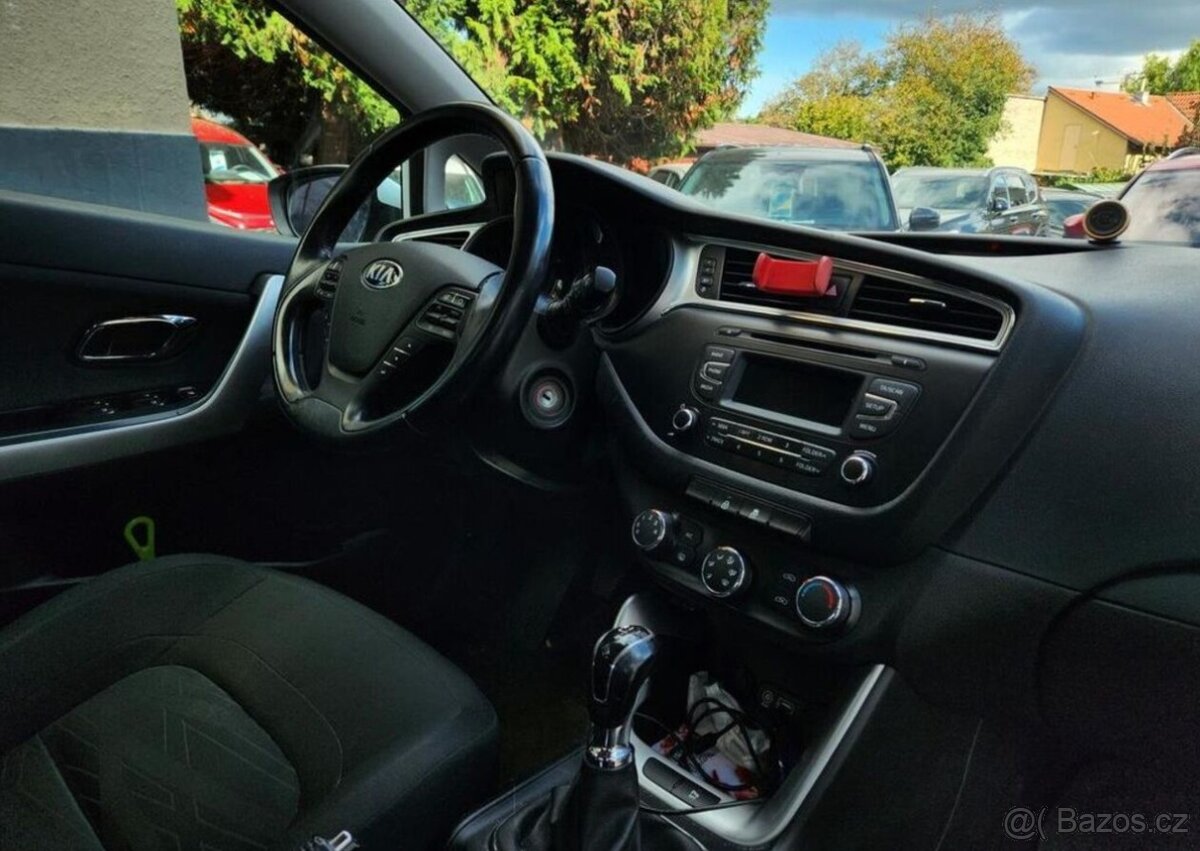 Kia Cee´d 1.4-1MAJITEL-PRAVIDELNÝ SERVIS - 10