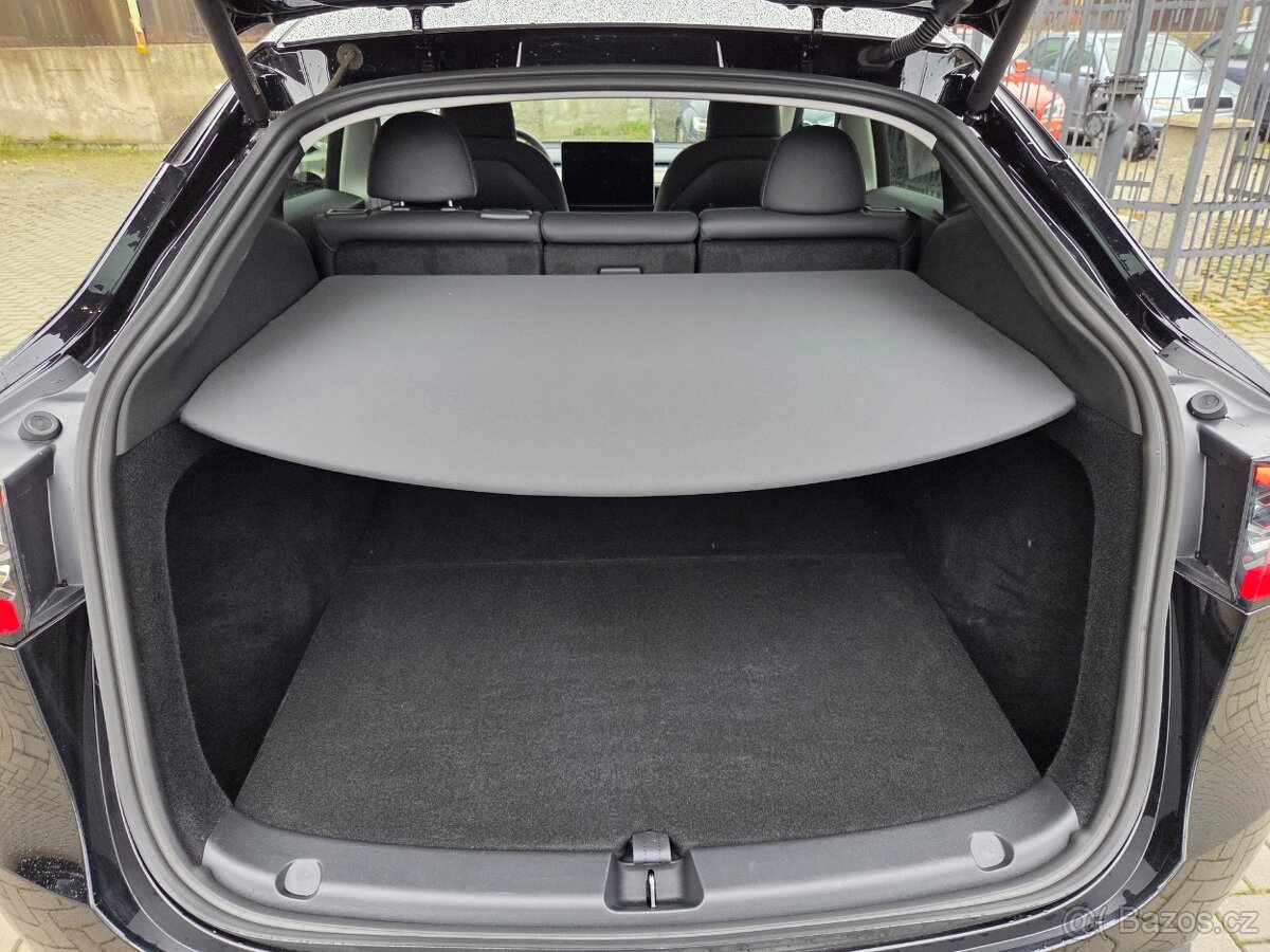 Tesla Model Y Performance SOH 96% Tovární Záruka - 10